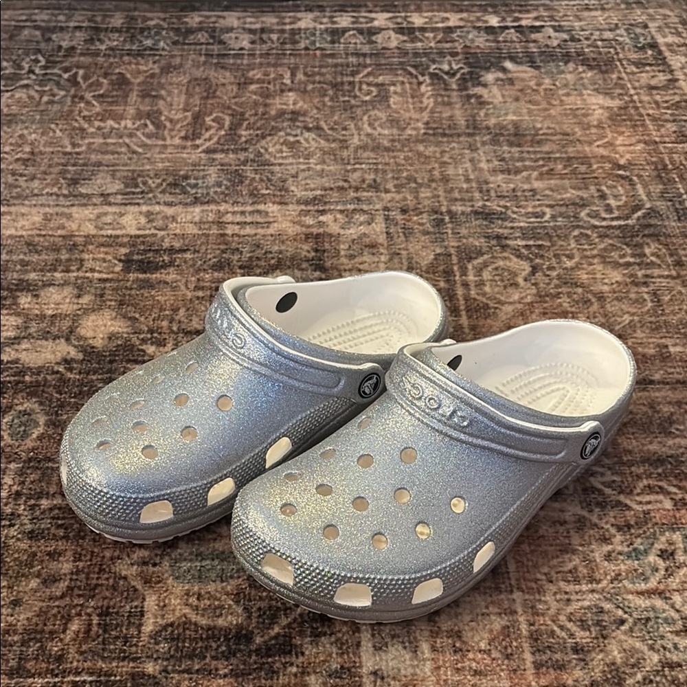 Women’s Sparkly Silver Crocs